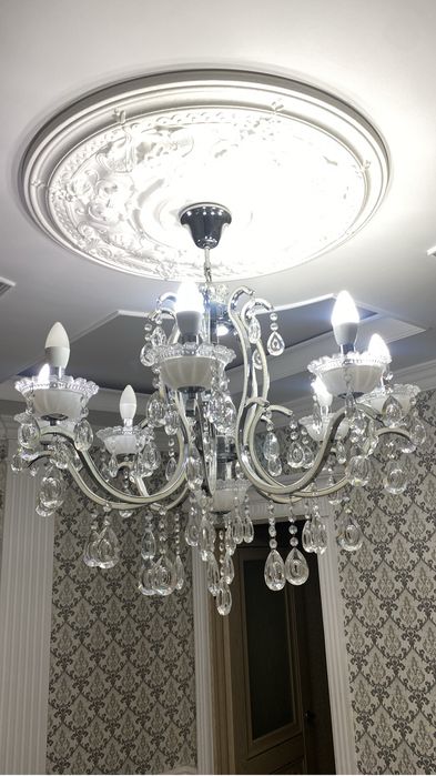 Люстра 8 рожковая