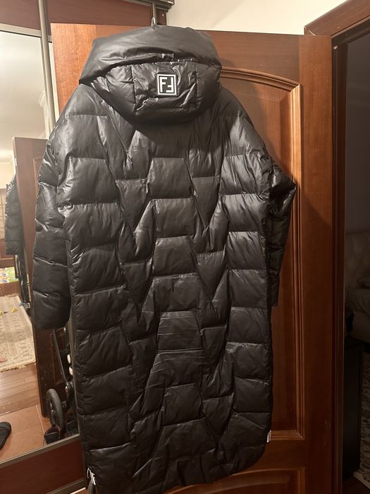 Продам Зимний пуховик