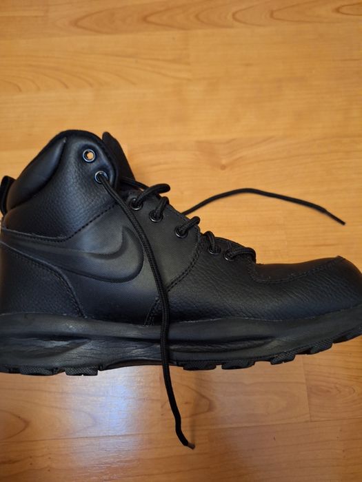 Ghete Nike  Negre