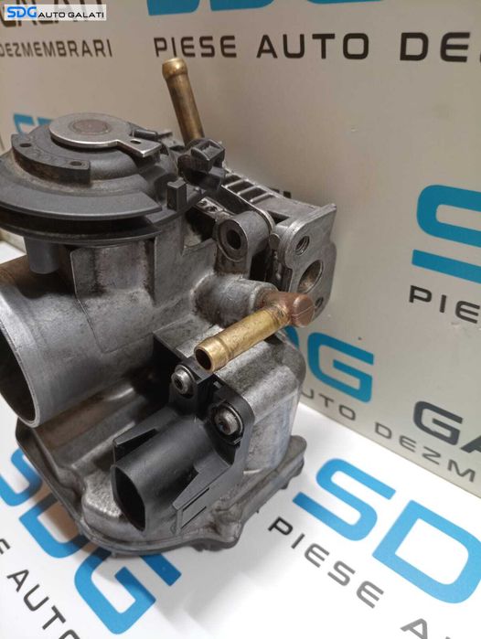 Clapeta Acceleratie Volkswagen Polo 6N 1.6 B AEE AHS ALM 1998 - 2002 Cod 030133064F [M6297]