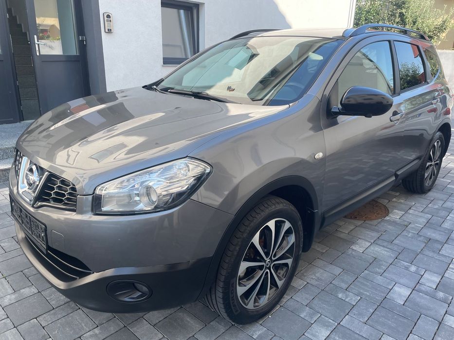 Nissan Qashqai NISSAN QASHQAI 4x4 cu 7 locuri