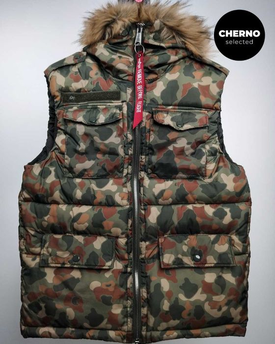 Камуфлажен елек с качулка ALPHA INDUSTRIES Camouflage Field Vest - L•M