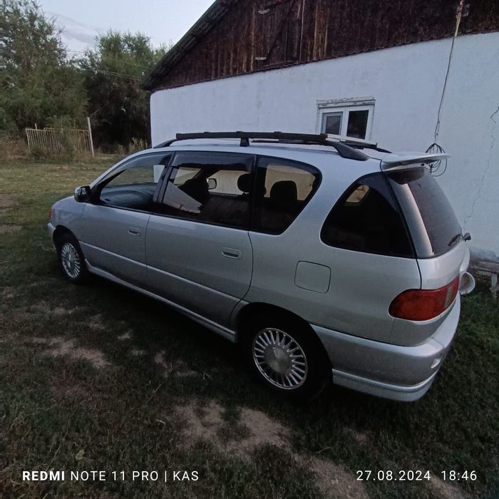 Продам Тойота Ипсум