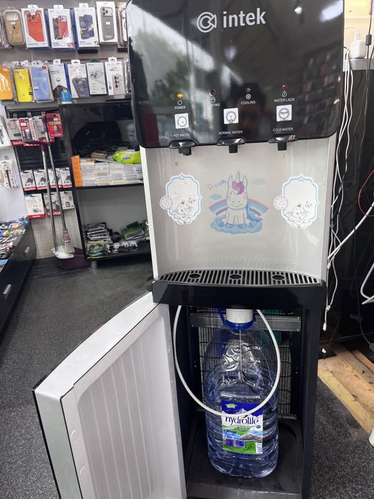 Продается кулер для воды