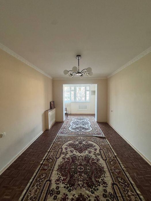 Срочно продается квартира Яшнобадский район 3/3/4