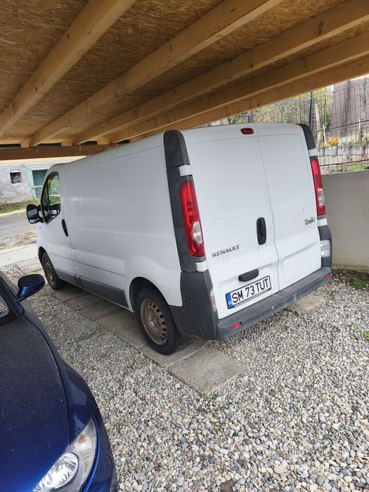 RENAULT Trafic 2012 — imagine 2