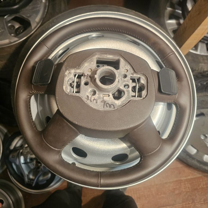 А8 волан с пера  отлично същояние