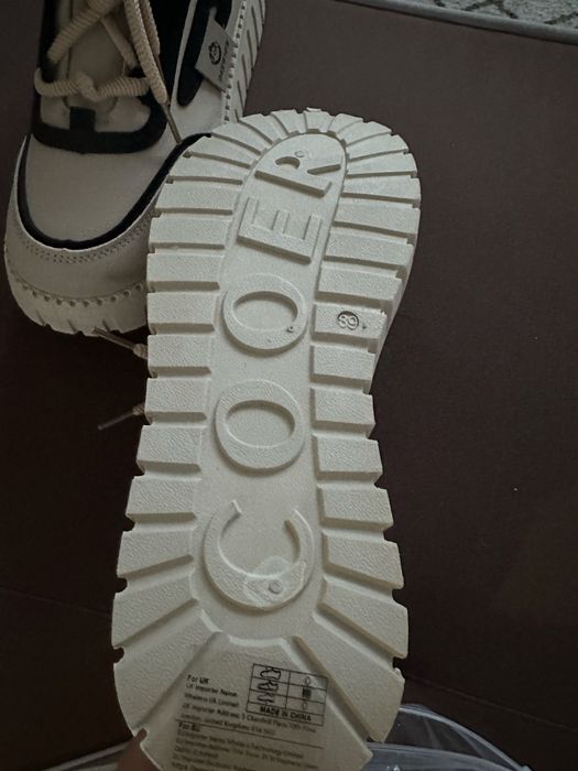 Продам кросовки весна лето