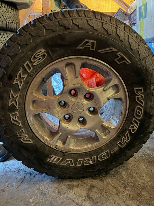 Комплект резины A/T