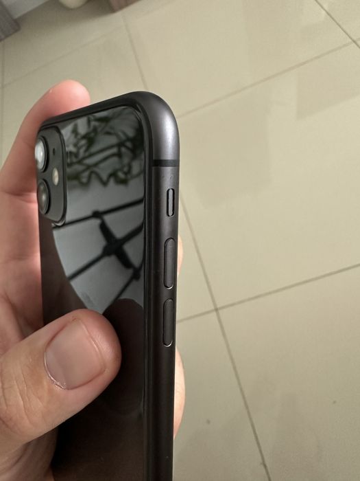 Iphone 11 - 128gb compatibil iOS 26.1