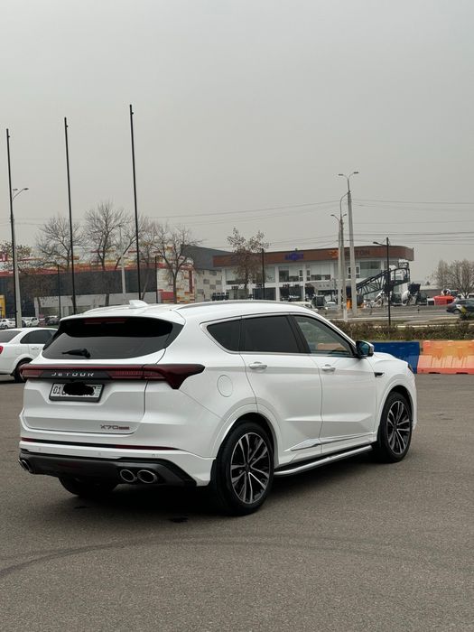 Jetour x70 plus luxury