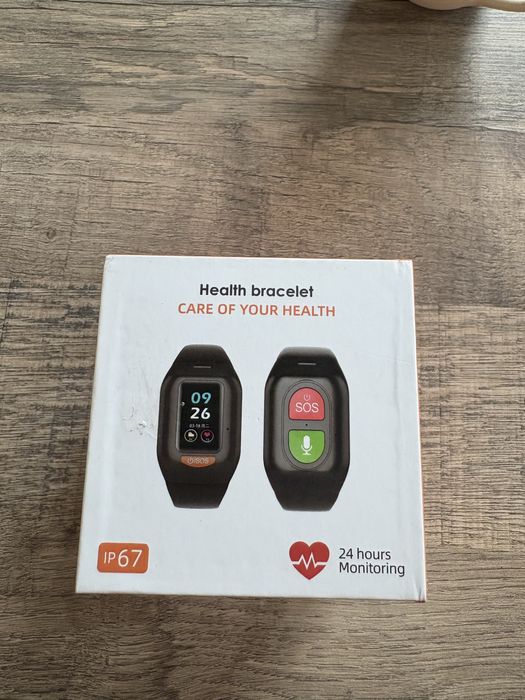 GPS тракер/смарт гривна за възрастни хора