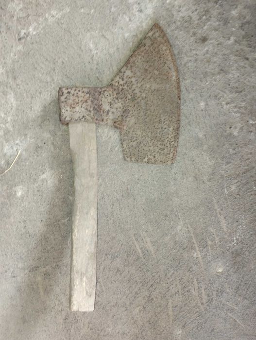 Unelte balta de vânzare