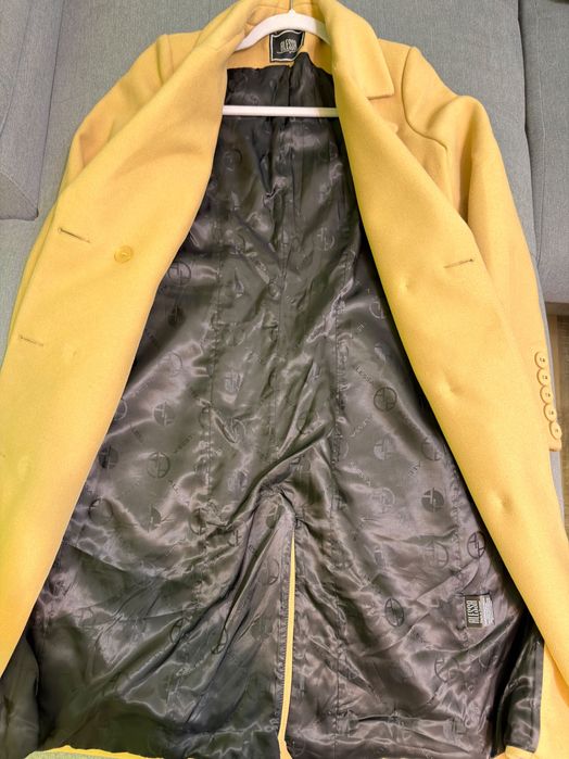 Палто и дънки Алеса