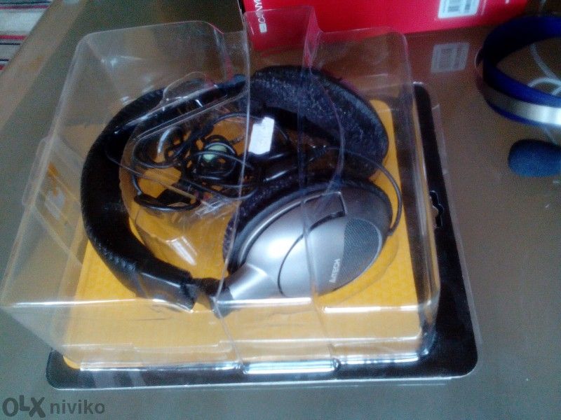 Слушалки 40.00 лв.