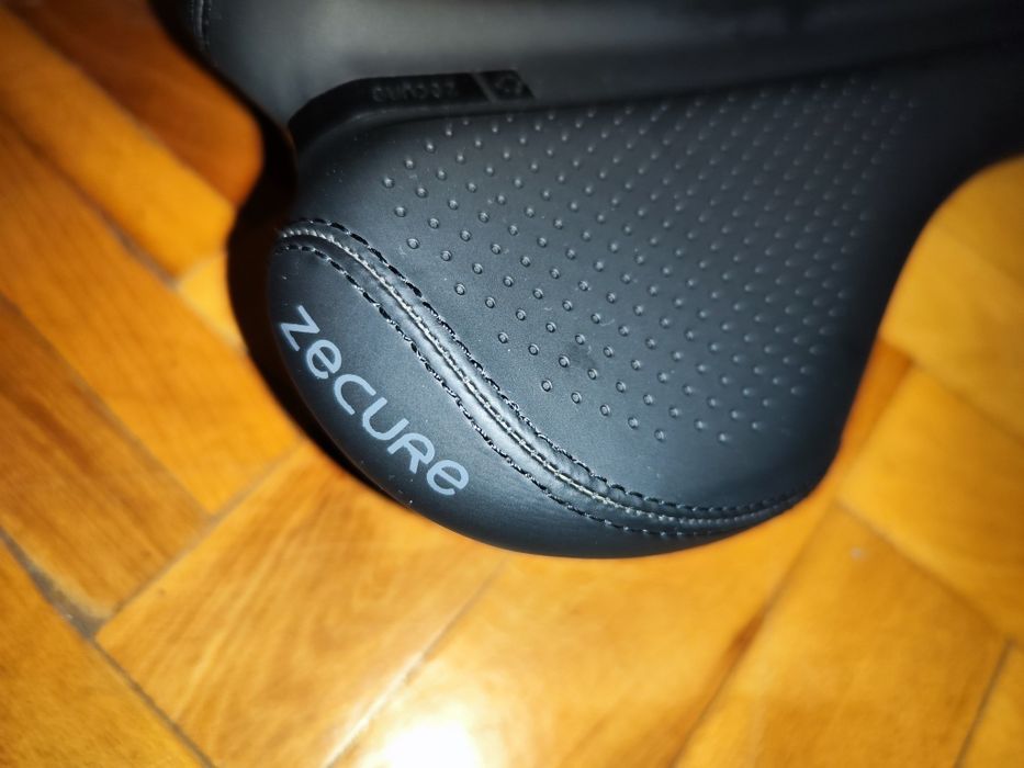 Sa bicicleta scaun bicicleta ZECURE VL-3517 luat de pe bicicleta noua, nu o a fost folosit deloc