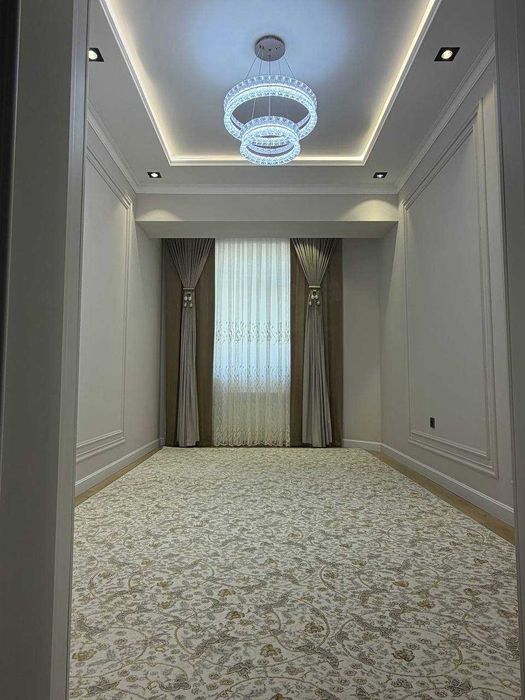 Chilonzor 17 kvartal Dilmus magazin 3xona/8/10  95m2 Zo'r lokatsiya;