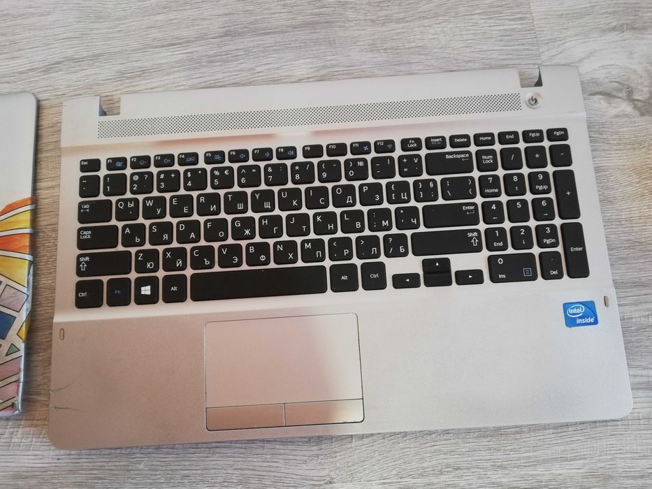 Samsung NP270E5V-K03BG