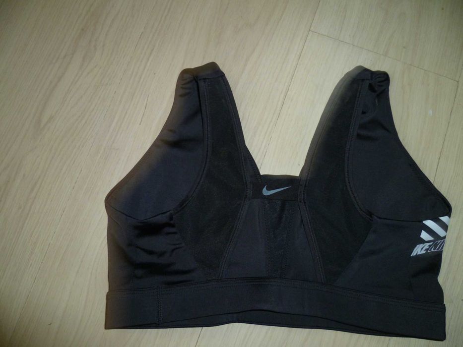 NIKE спортно бюстие