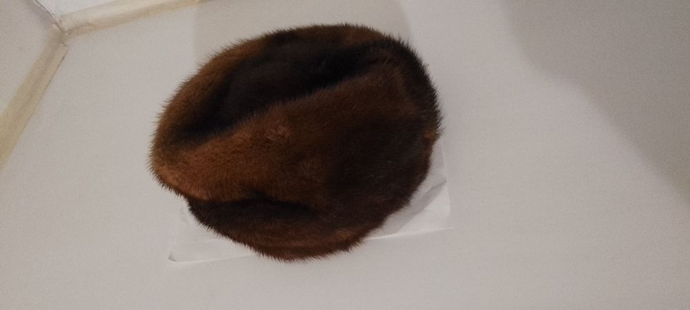 Шапки советские меховые, женские