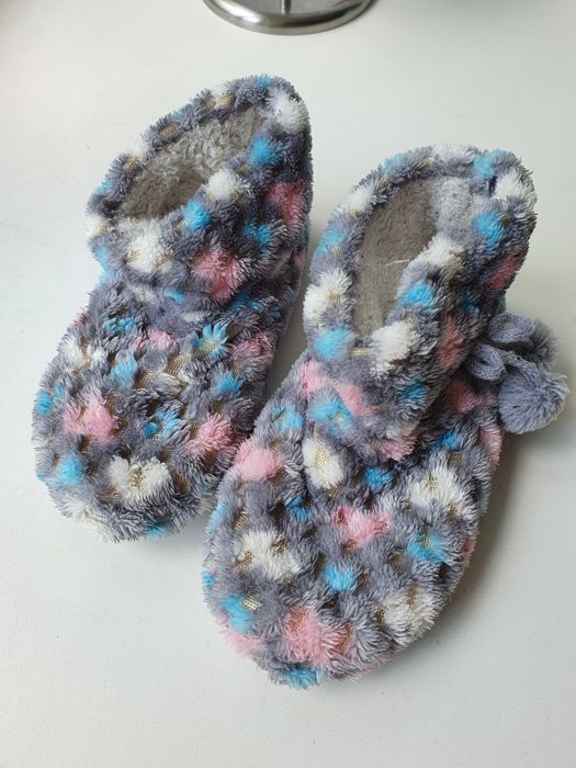 Продам детскую обувь