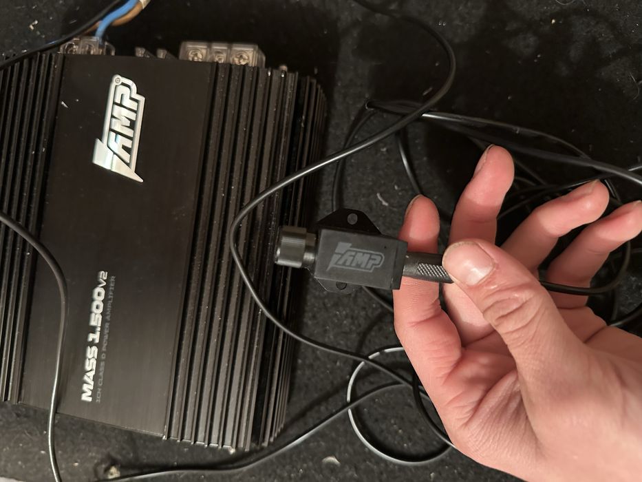 Сабвуфер сатылады аз маз сауда бар