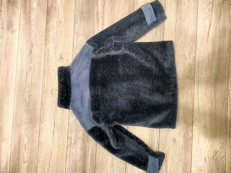 Продам верхнюю одежду р-р 46