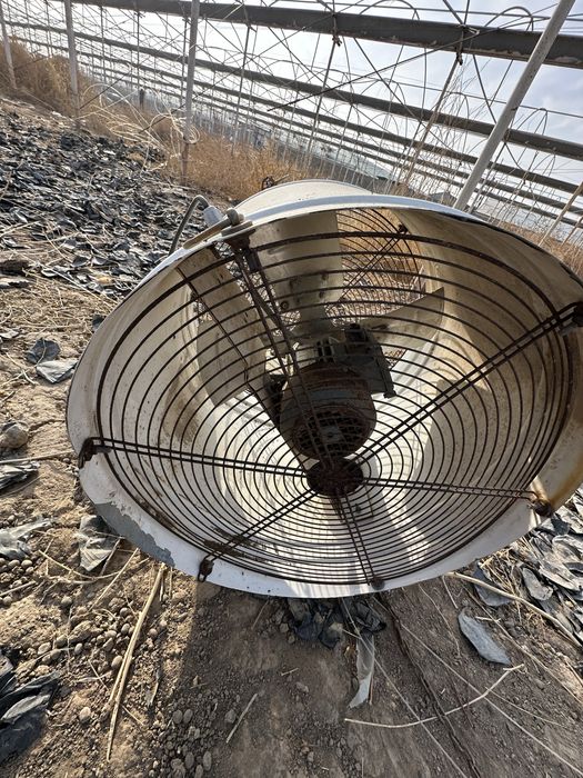 Вентилятор для теплиц