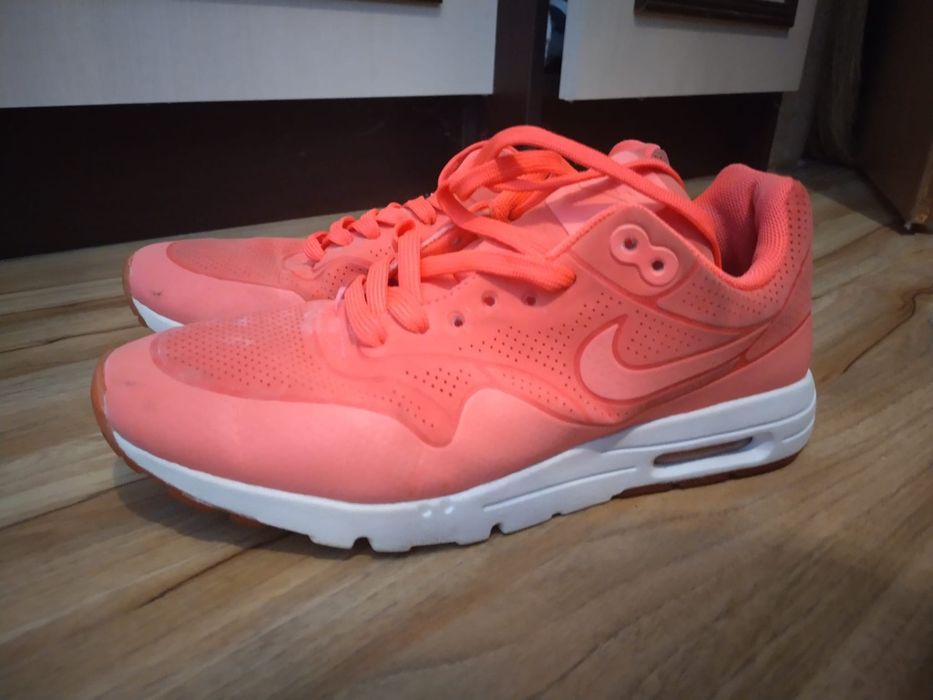 Спортни дамски маратонки Naik от Холандия