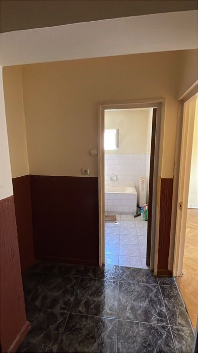 Vând apartament 4 camere, persoana fizica