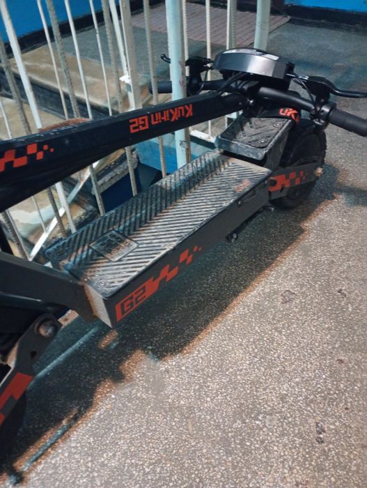 Trotineta electrica Kukirin g2