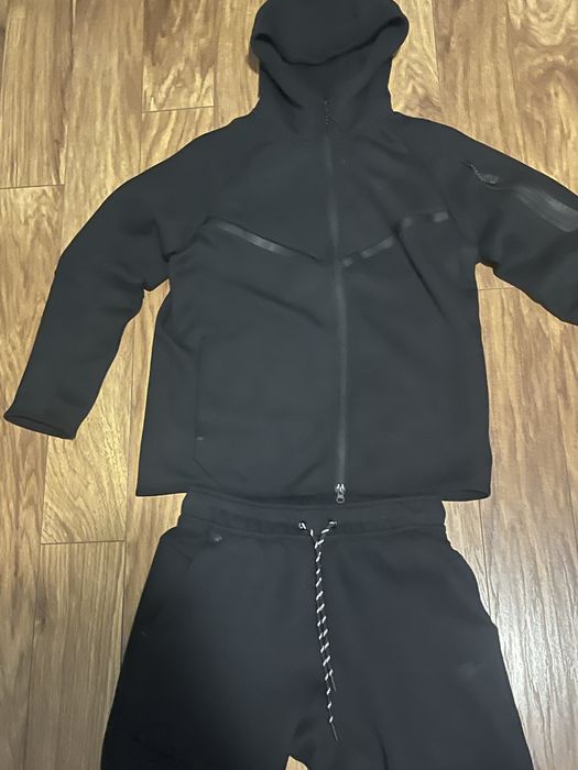Nike tech fleece