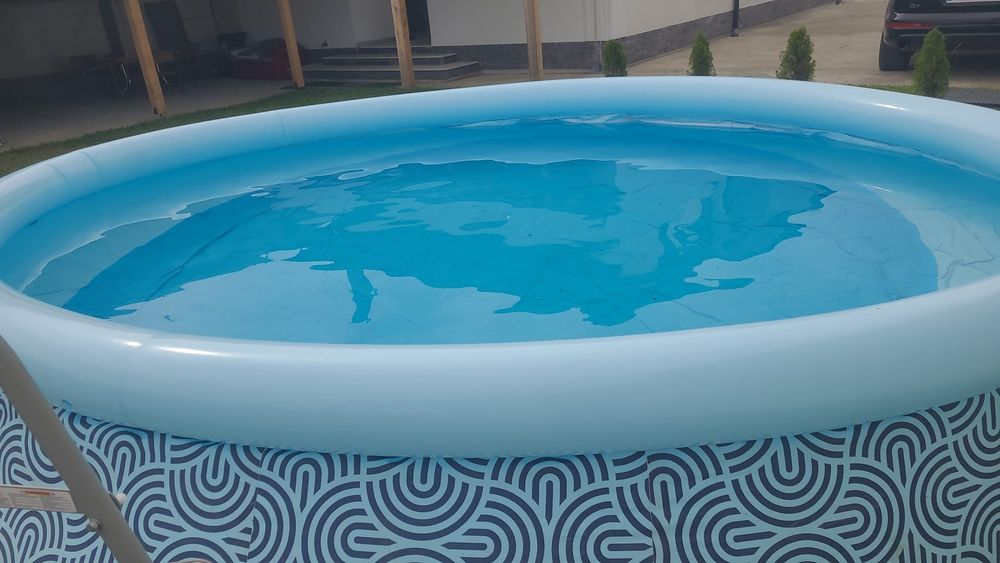 Piscina noua în cutie diametru de 5metri înălțime 1.1 metri cu scara și pompa de recirculare preț 850lei