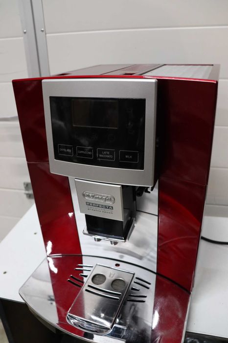 DeLonghi ESAM5708 автоматична машина за капучино, лате и еспресо