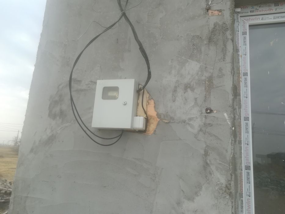 Участок с времянкой