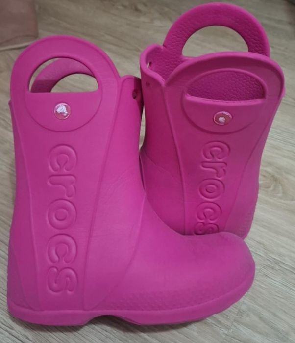 Цикламени гумени ботуши Crocs