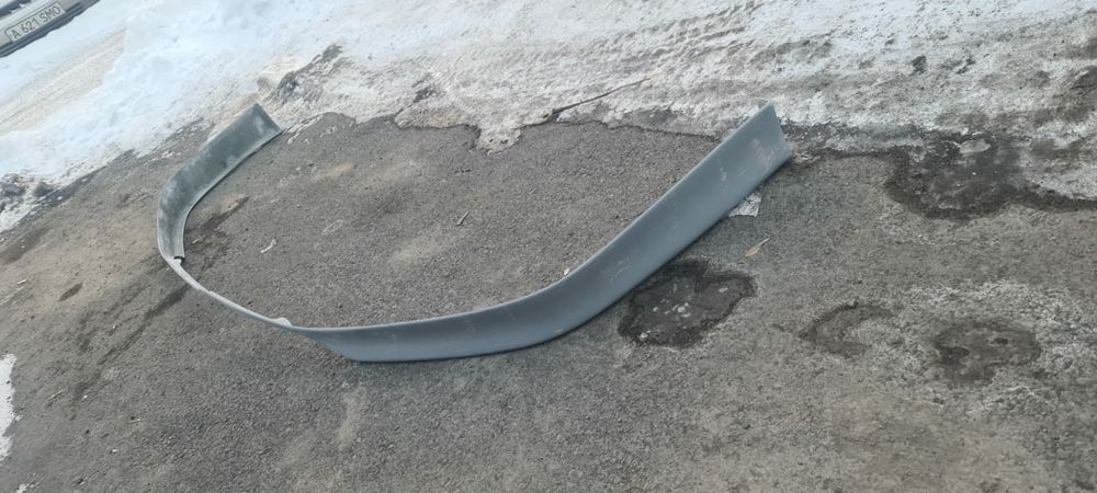 Продам губу на камри 20