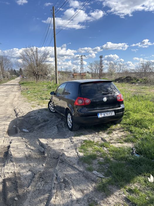 Golf 5 със проблем в главата