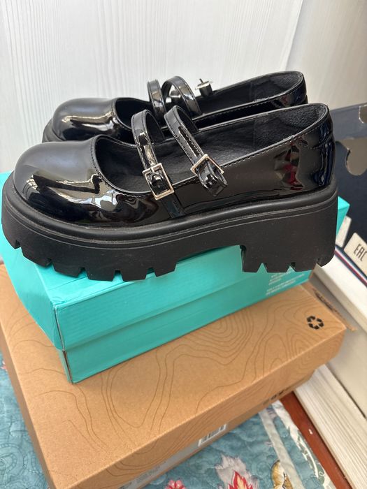 Лакированные туфли