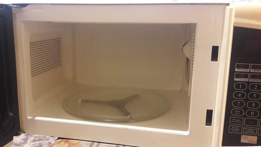 Продается тарелка для микроволновой печи + микроволновка в подарок
