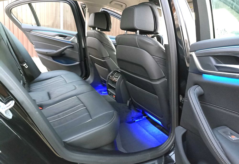 BMW Seria 5 530e G30 Facelift 292cp Faruri FULL LED