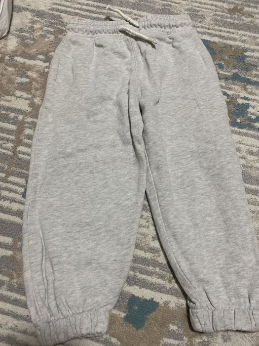 Продам детские вещи по 3000