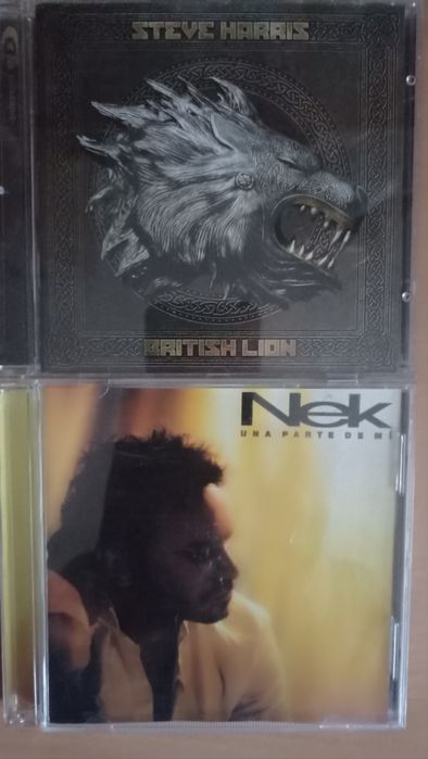 Музыка разных направлений и стилей на CD -дисках.