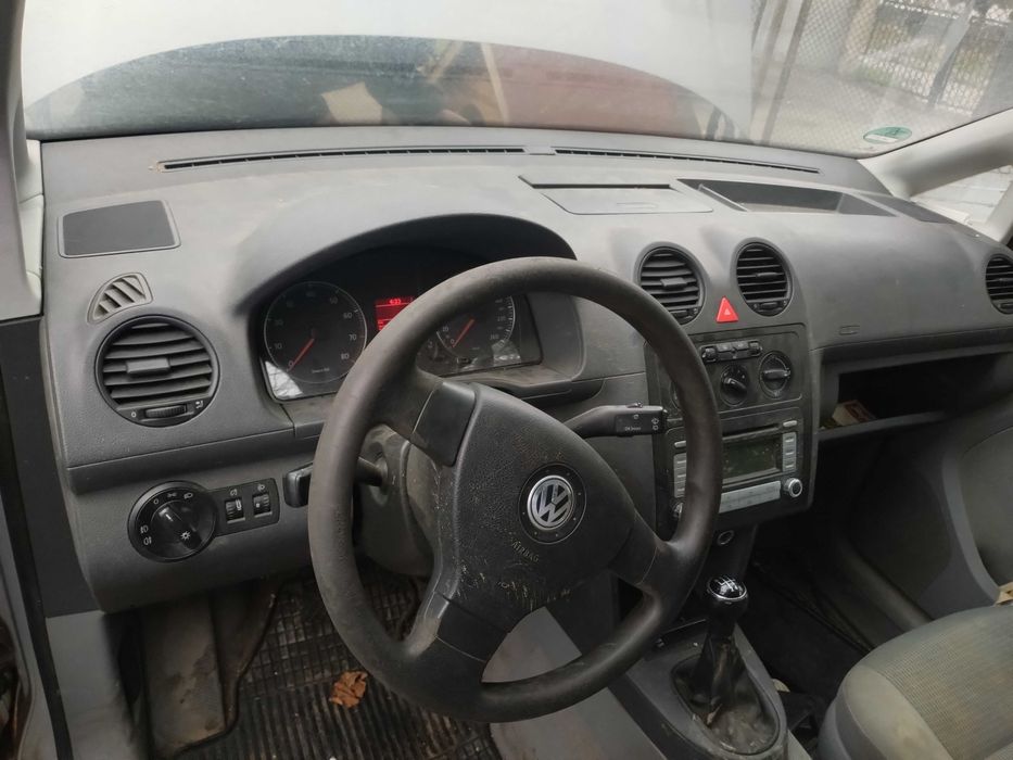 VW Caddy 2.0 Ecofuel НА ЧАСТИ