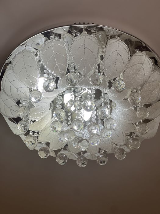 Люстра сатылады