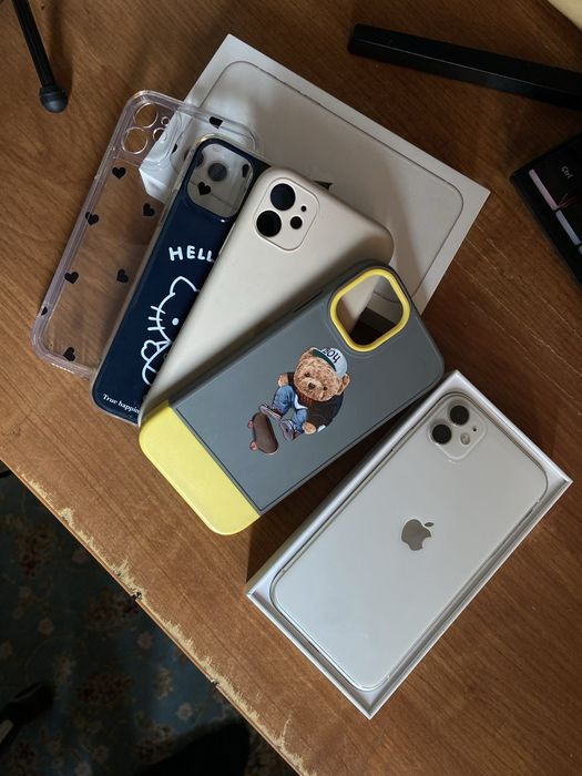 iPhone 11 с коробкой