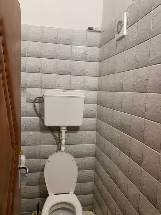 Продава се Тристаен апартамент в Плевен, Сторгозия - 74 кв.м за 1257 €/кв.м - Снимка #11