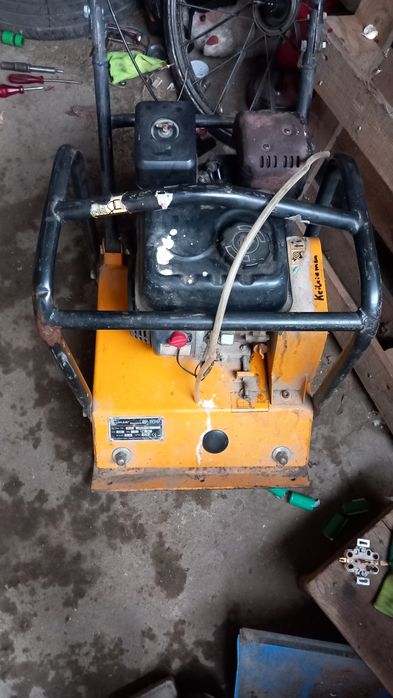 Placă compactor LUMAG