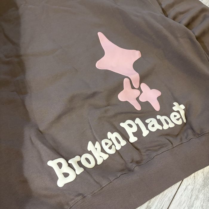 Broken Planet Hoodie Brown
