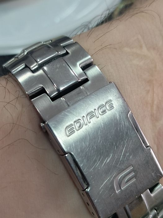 Часы Casino edifice